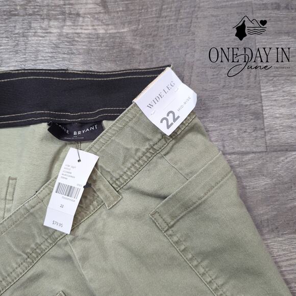 Lane Bryant Plus Size Wide Leg Jeans Size 22 - Picture 2 of 6